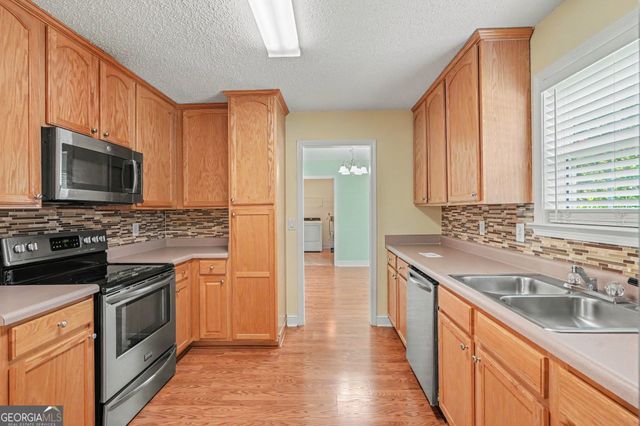 306 Park Chase Court, Griffin, GA 30224