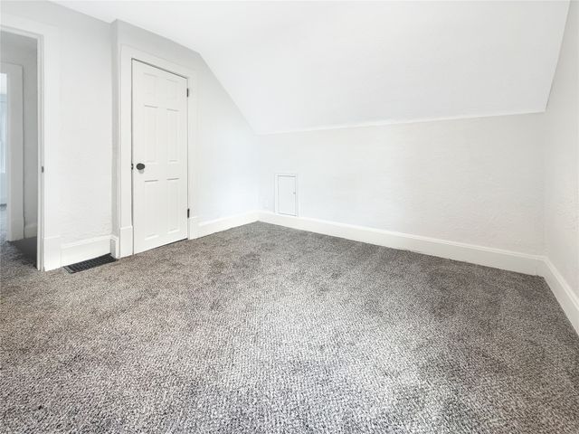 6200 S Union Street, Des Moines, IA 50315