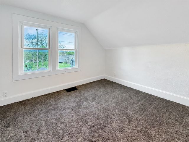 6200 S Union Street, Des Moines, IA 50315