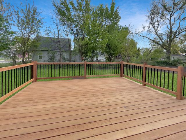 6200 S Union Street, Des Moines, IA 50315