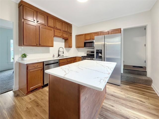 6200 S Union Street, Des Moines, IA 50315