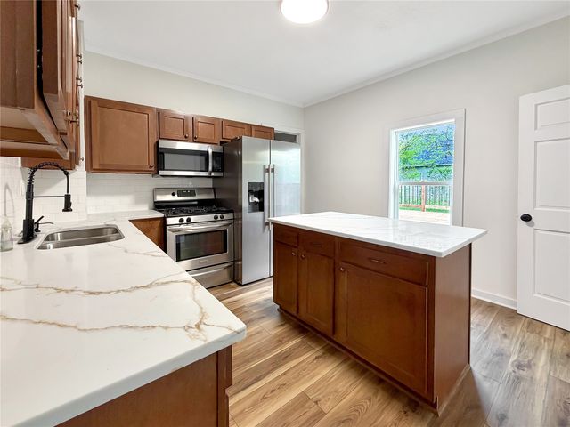 6200 S Union Street, Des Moines, IA 50315