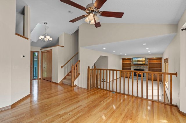 14361 Cormorant Way, Rosemount, MN 55068