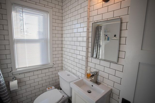 584 Pelham Boulevard, Saint Paul, MN 55104