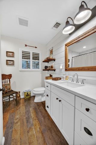 2476 Frontier Rd, Auburn, CA 95603