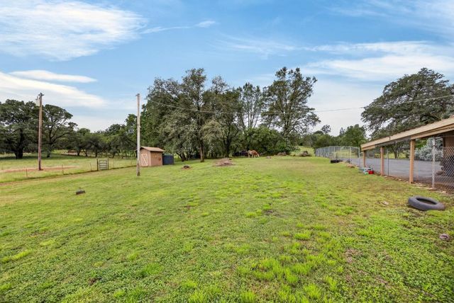 2476 Frontier Rd, Auburn, CA 95603