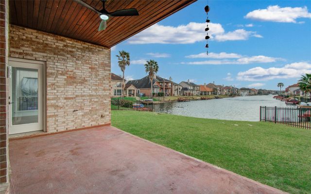 5322 Mornington Drive, Sugar Land, TX 77498