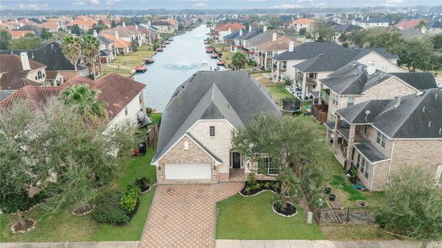 5322 Mornington Drive, Sugar Land, TX 77498