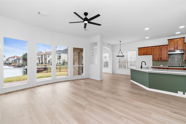 5322 Mornington Drive, Sugar Land, TX 77498