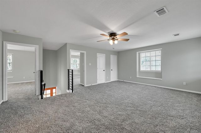 12744 Point Aquarius Boulevard, Willis, TX 77318