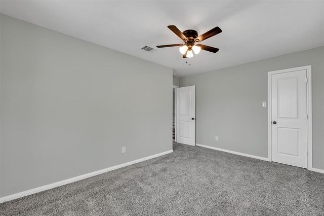 12744 Point Aquarius Boulevard, Willis, TX 77318