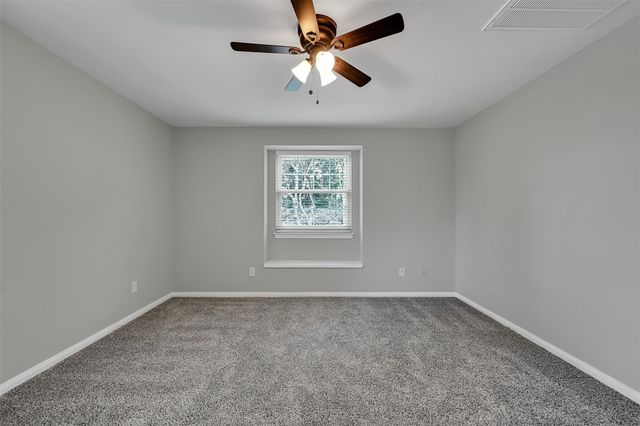 12744 Point Aquarius Boulevard, Willis, TX 77318