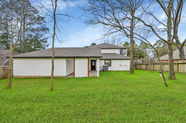 12744 Point Aquarius Boulevard, Willis, TX 77318