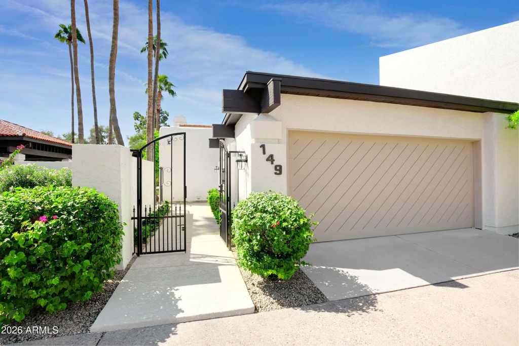 4438 E CAMELBACK Road 149, Phoenix, AZ 85018 — exterior