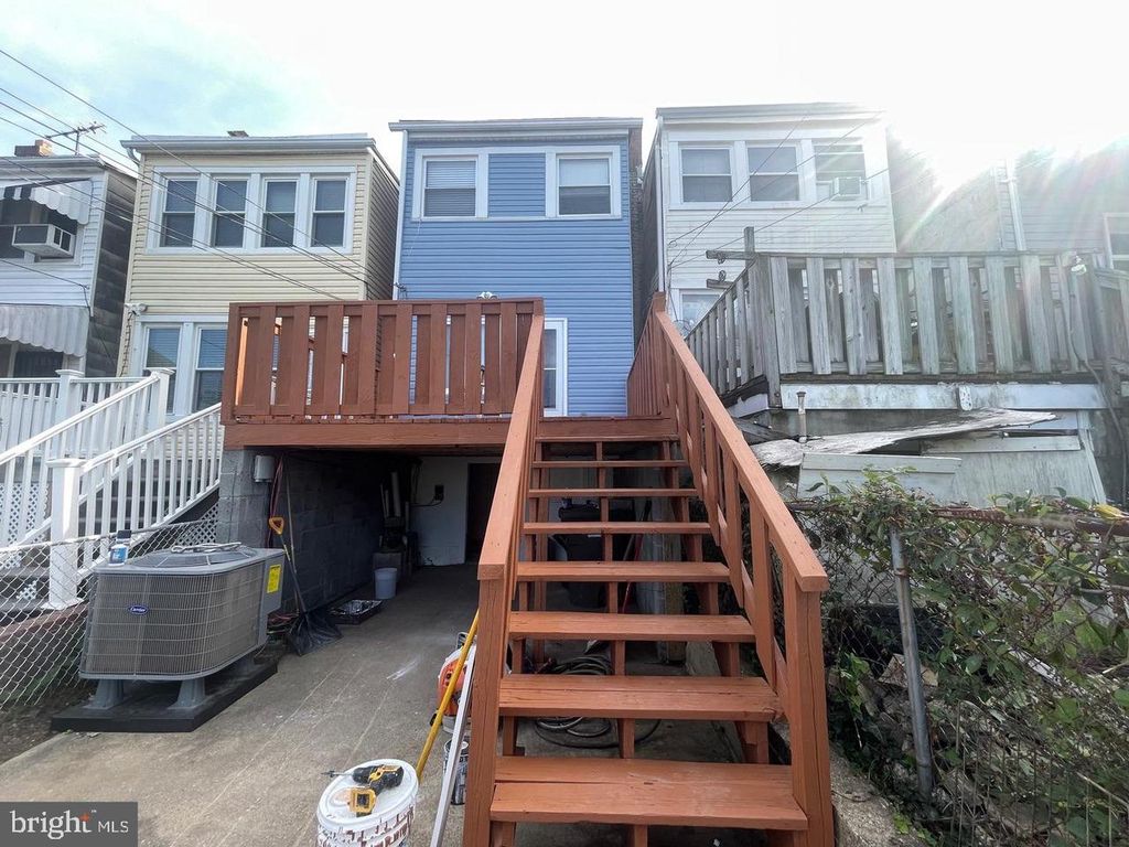 218 BRYANT ST NE, Washington, DC 20002