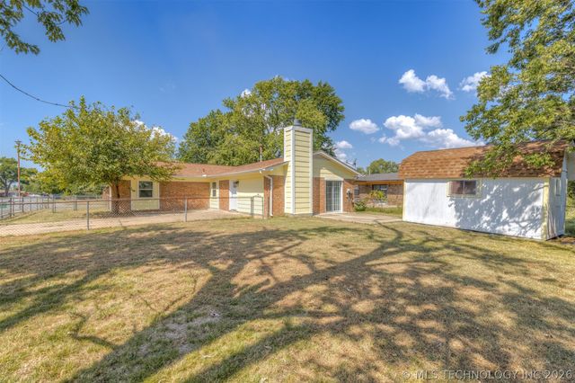 2439 S 123rd East Ave Avenue E, Tulsa, OK 74129