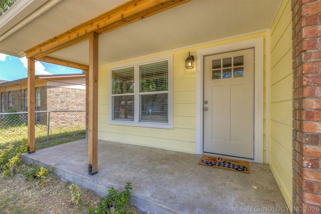 2439 S 123rd East Ave Avenue E, Tulsa, OK 74129