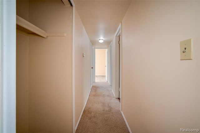 33711 Floyd Street, Clinton Township, MI 48035
