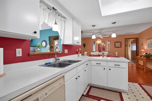 11055 SW 77TH COURT, Ocala, FL 34476