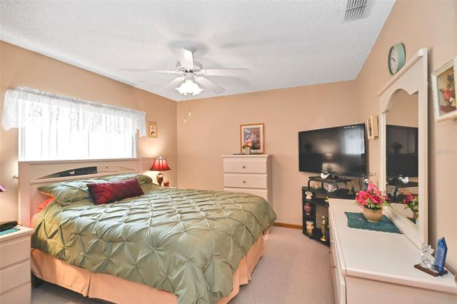 11055 SW 77TH COURT, Ocala, FL 34476