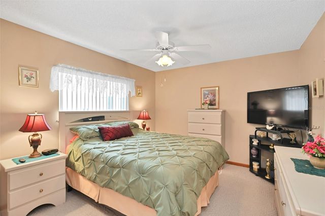 11055 SW 77TH COURT, Ocala, FL 34476