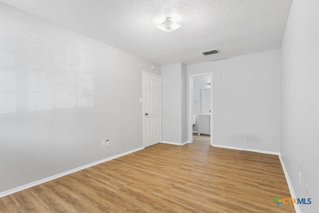 6714 Windsor Hollow, San Antonio, TX 78239