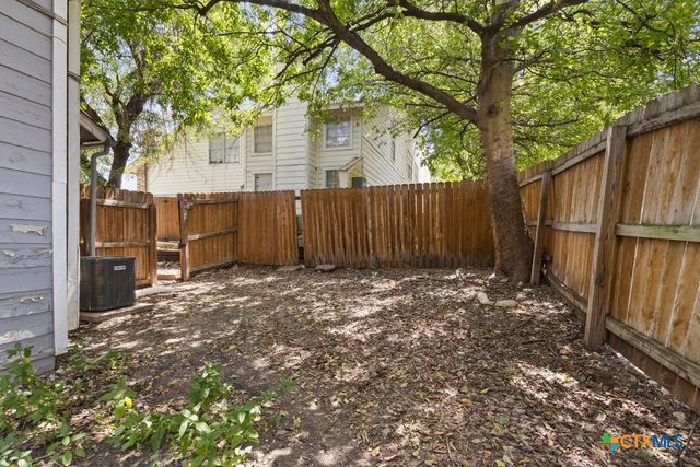 6714 Windsor Hollow, San Antonio, TX 78239