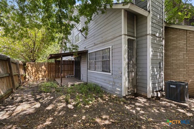 6714 Windsor Hollow, San Antonio, TX 78239
