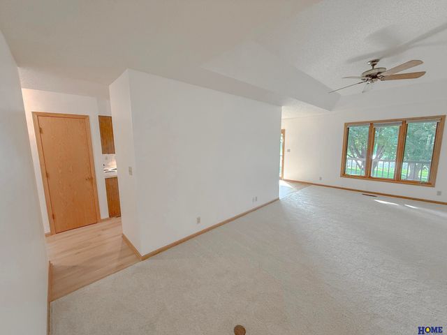 5711 Enterprise Drive, Lincoln, NE 68521