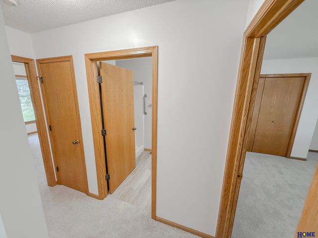 5711 Enterprise Drive, Lincoln, NE 68521