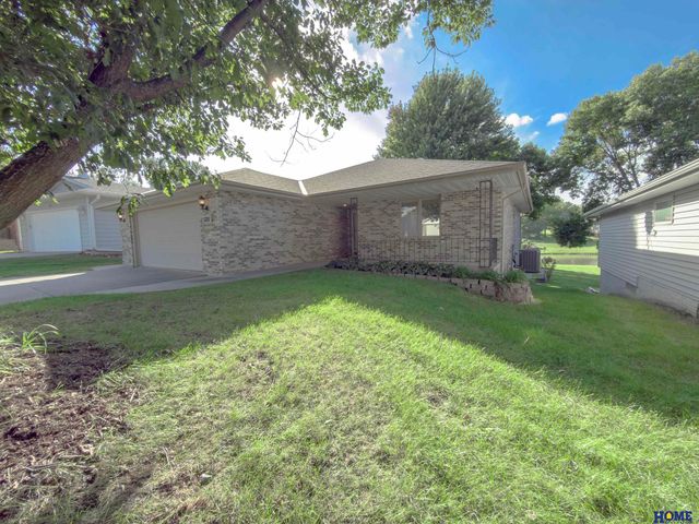 5711 Enterprise Drive, Lincoln, NE 68521