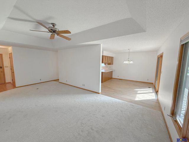 5711 Enterprise Drive, Lincoln, NE 68521