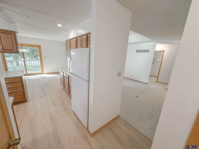 5711 Enterprise Drive, Lincoln, NE 68521