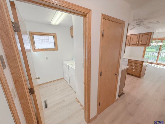 5711 Enterprise Drive, Lincoln, NE 68521