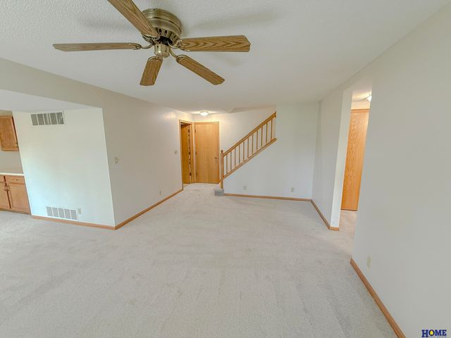 5711 Enterprise Drive, Lincoln, NE 68521