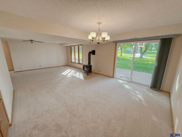5711 Enterprise Drive, Lincoln, NE 68521