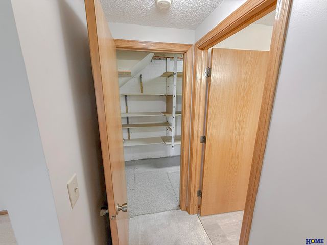 5711 Enterprise Drive, Lincoln, NE 68521