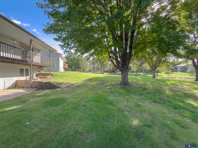 5711 Enterprise Drive, Lincoln, NE 68521