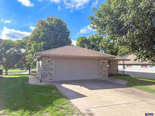 5711 Enterprise Drive, Lincoln, NE 68521