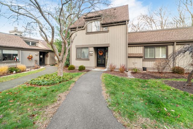 723 Heritage Village A, Southbury, CT 06488