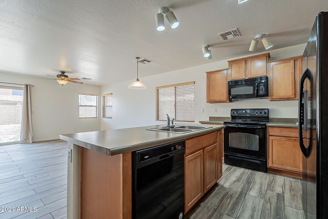 1258 W ROOSEVELT Avenue, Coolidge, AZ 85128