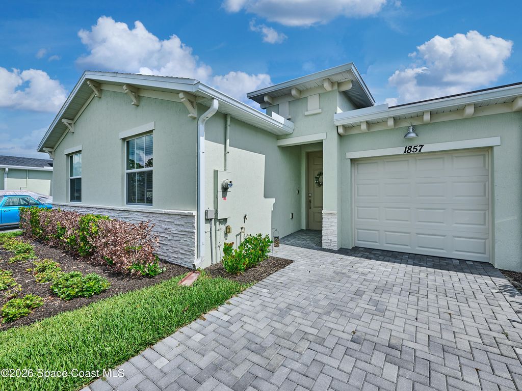 1857 Cerulean Drive NW, Palm Bay, FL 32907