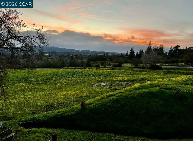 285 Apollo Way, Pleasant Hill, CA 94523