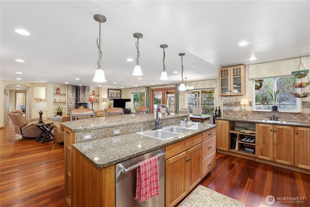 44525 SE 132nd Street, North Bend, WA 98045