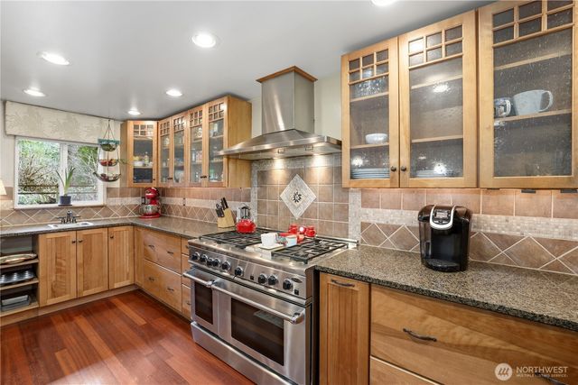 44525 SE 132nd Street, North Bend, WA 98045