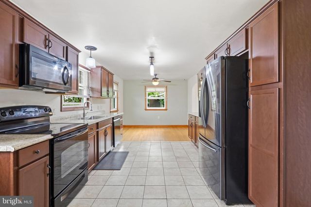 932 SUNSET AVENUE, Waynesboro, PA 17268