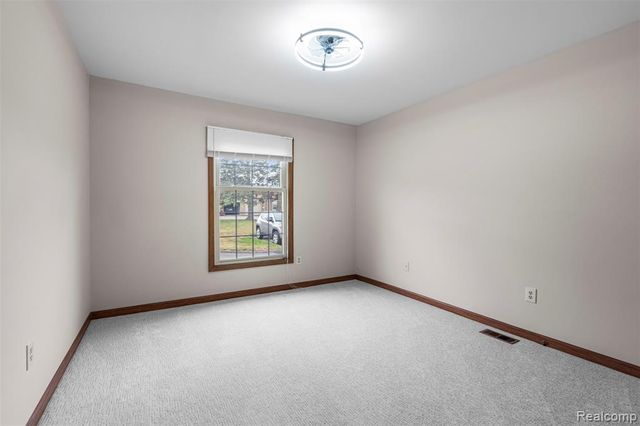 14892 Carver Court, Shelby Twp, MI 48315