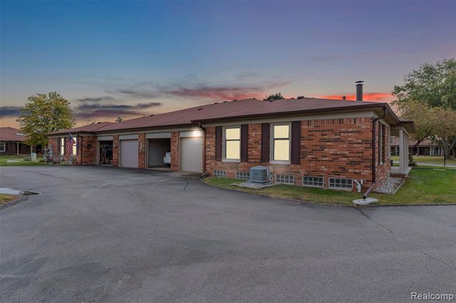 14892 Carver Court, Shelby Twp, MI 48315