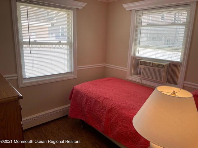 15 Elizabeth Avenue, Lavallette, NJ 08735