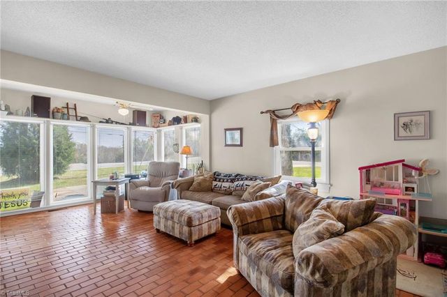 3801 Oak Ridge Road, Summerfield, NC 27358
